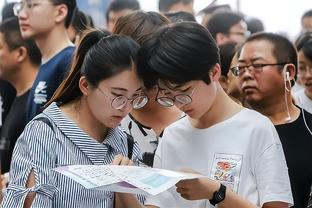 加纳乔收获全场最佳，并调侃霍伊伦：你在生日当天为我准备了礼物